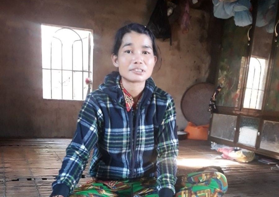 Cuộc sống của chị La Lan Thị Bông đã thay đổi sau khi trúng 1,2 tỉ đồng - Ảnh: THP
