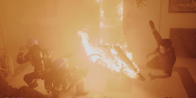 Các cảnh cháy trong phim Đi về phía lửa đều đề cao sự chân thật