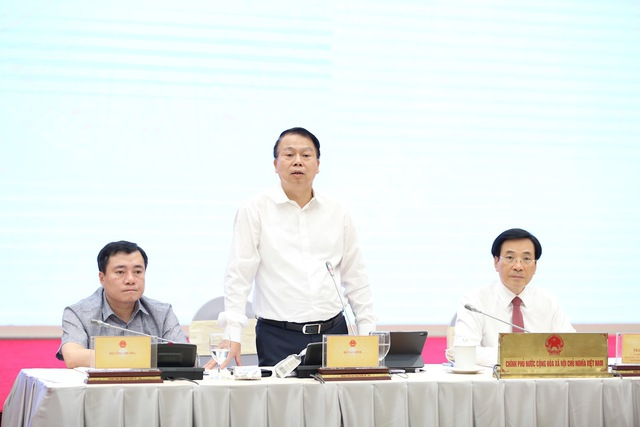 Thứ trưởng Bộ Tài chính Nguyễn Đức Chi thông tin về cách thức quản lý, truy thu thuế từ hoạt động livestream bán hàng.