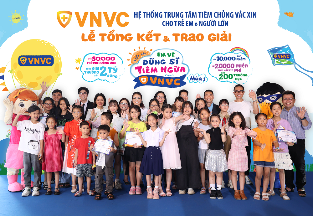 Lễ trao giải cuộc thi “Em vẽ dũng sĩ tiêm ngừa cùng VNVC - mùa 1” trao hơn 40 giải thưởng tại đầu cầu TPHCM sáng ngày 1/6 - Ảnh: Mộc Thảo