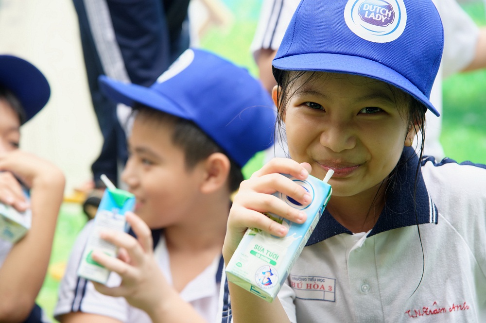 Những sản phẩm sữa Cô Gái Hà Lan thơm ngon cho trẻ tăng cường dinh dưỡng, trải nghiệm hè thú vị - Ảnh: FCV