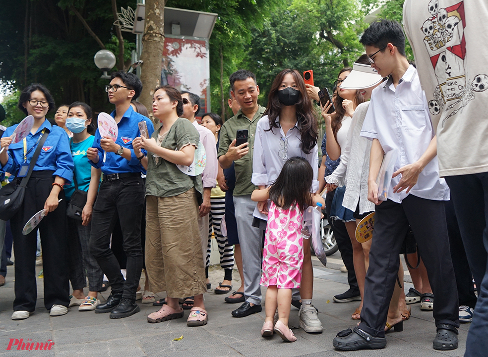 Ngoại ngữ cũng là môn thi được cho là kéo điểm cho cả kỳ thi khi có nhiều bạn đạt điểm tuyệt đối.