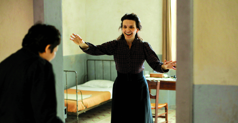 Juliette Binoche trong một cảnh phim