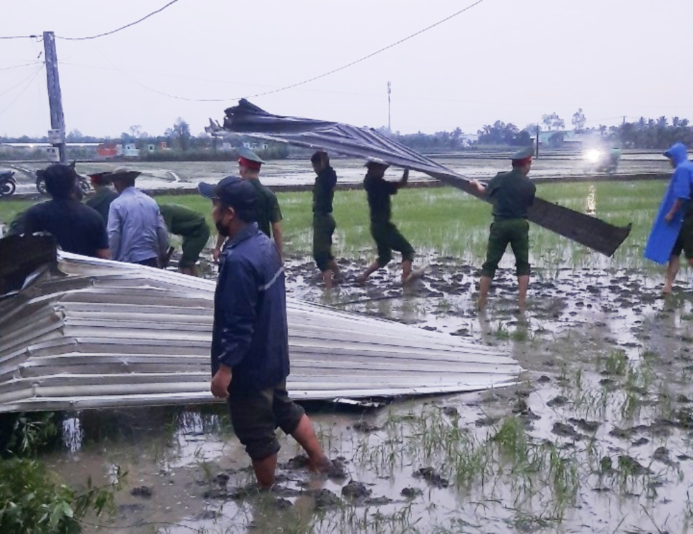 Lốc xoáy không gây thiệt hại về người, nhưng thiệt hại về tài sản ban đầu ước tính khoảng 1,2 tỉ đồng