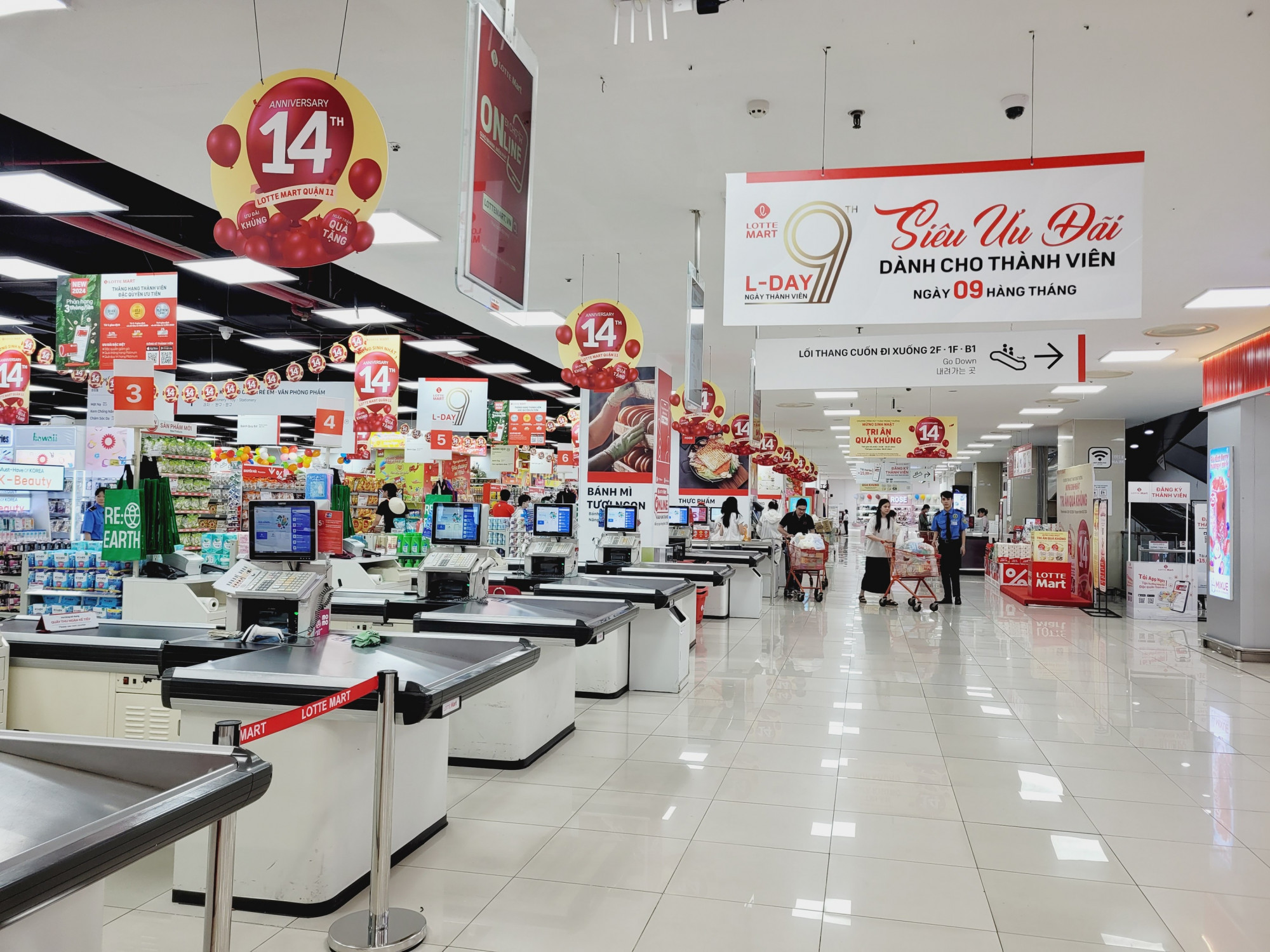 Mừng sinh nhật 14 năm, khách hàng khi mua sắm tại LOTTE Mart Phú Thọ sẽ có cơ hội bốc thăm trúng thưởng giá trị lớn