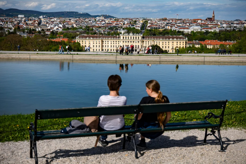 Năm nay là năm thứ ba liên tiếp Vienna đứng ở vị trí đầu tiên trong top 10 thành phố đáng sống nhất thế giới