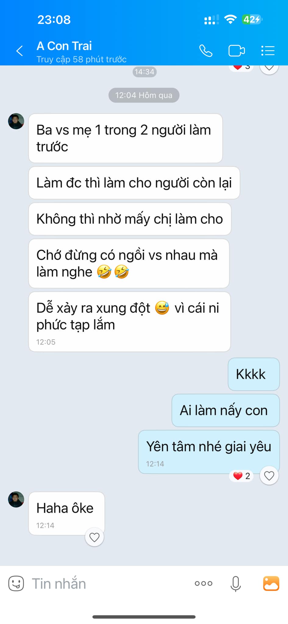 Chị Nguyễn Tư đăng tin nhắn con trai nhắc ba mẹ