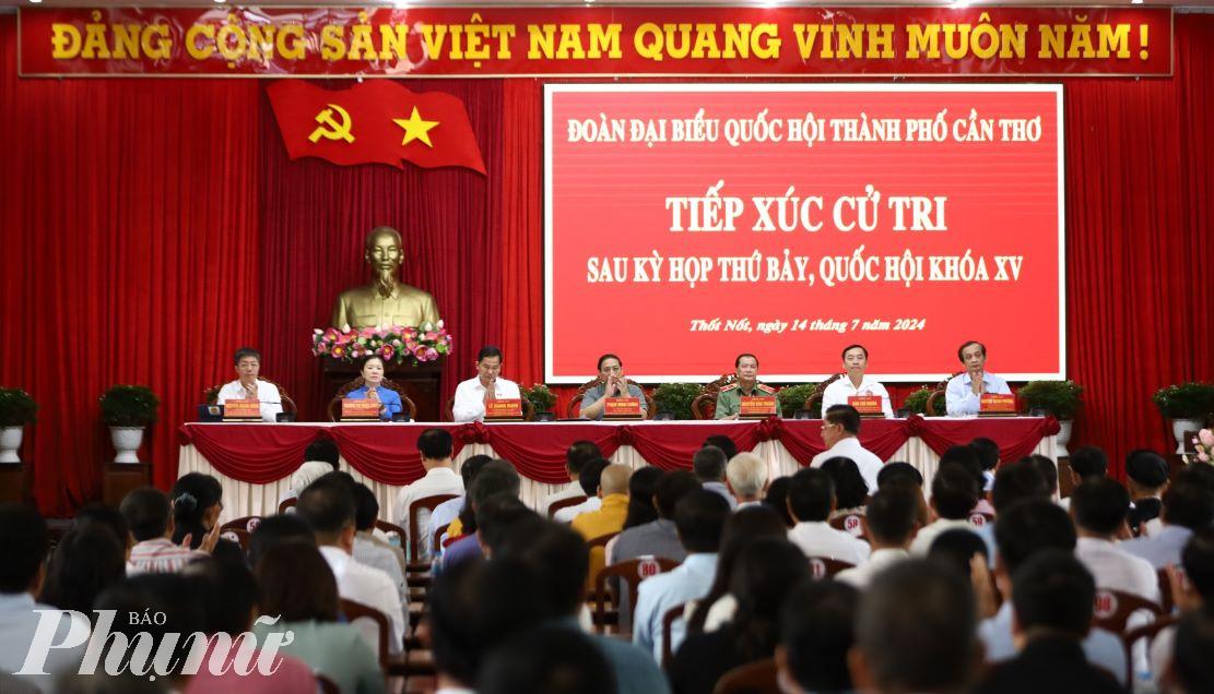 Thủ tướng Phạm Minh Chính tiếp xúc cử tri TP Cần Thơ 