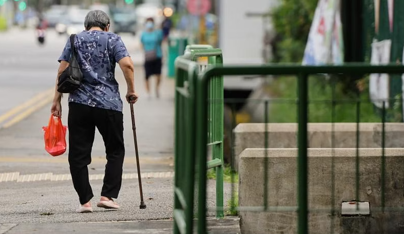 'Họ không muốn đối phó với tôi': Gia tăng số người già bị gia đình bỏ rơi ở Malaysia