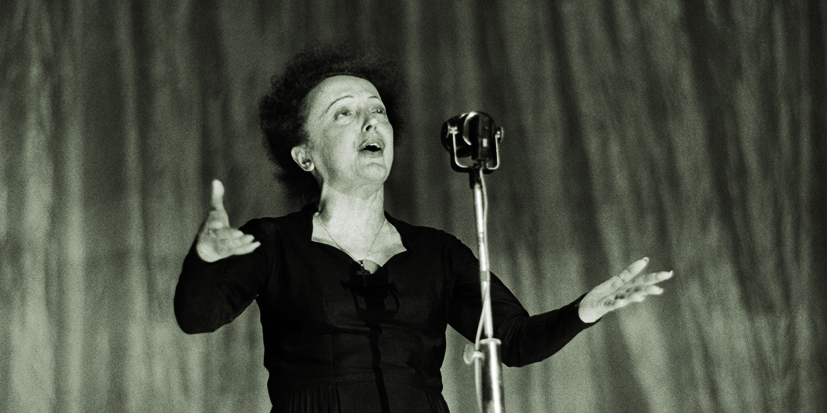 Édith Piaf thể hiện ca khúc Hymne à l’amour vào năm 1949