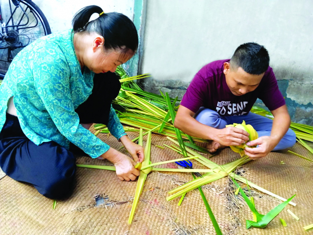 Một góc phiên Chợ quê giữa phố sáng 11/8