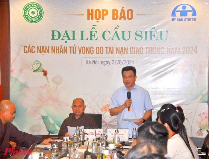 Quang cảnh buổi họp báo tại chùa Từ Đàm chiều 22/8