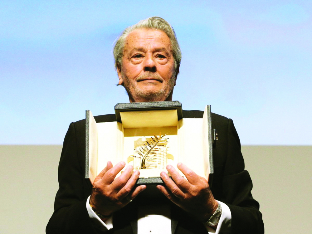 Alain Delon nhận Cành cọ vàng danh dự năm 2019