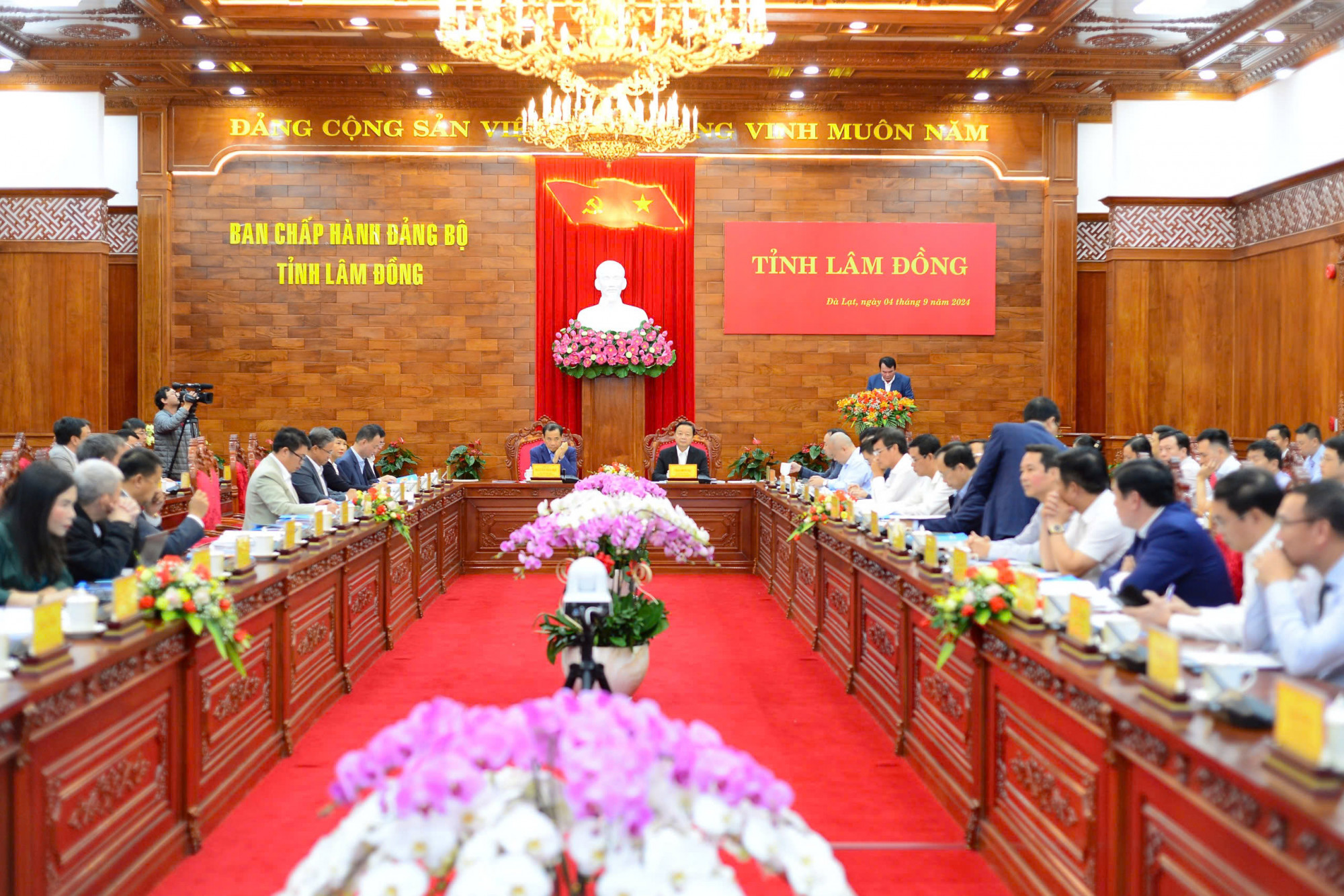 Quang cảnh buổi làm việc của đoàn công tác Phó thủ tướng Trần Hồng Hà với lãnh đạo tỉnh Lâm Đồng.