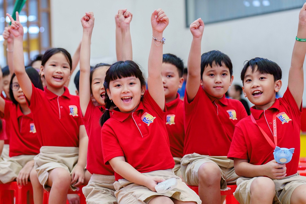 Học sinh Royal School cùng nhau phát triển bản thân để trở thành công dân toàn cầu, tự tin và năng động - Ảnh: Royal School