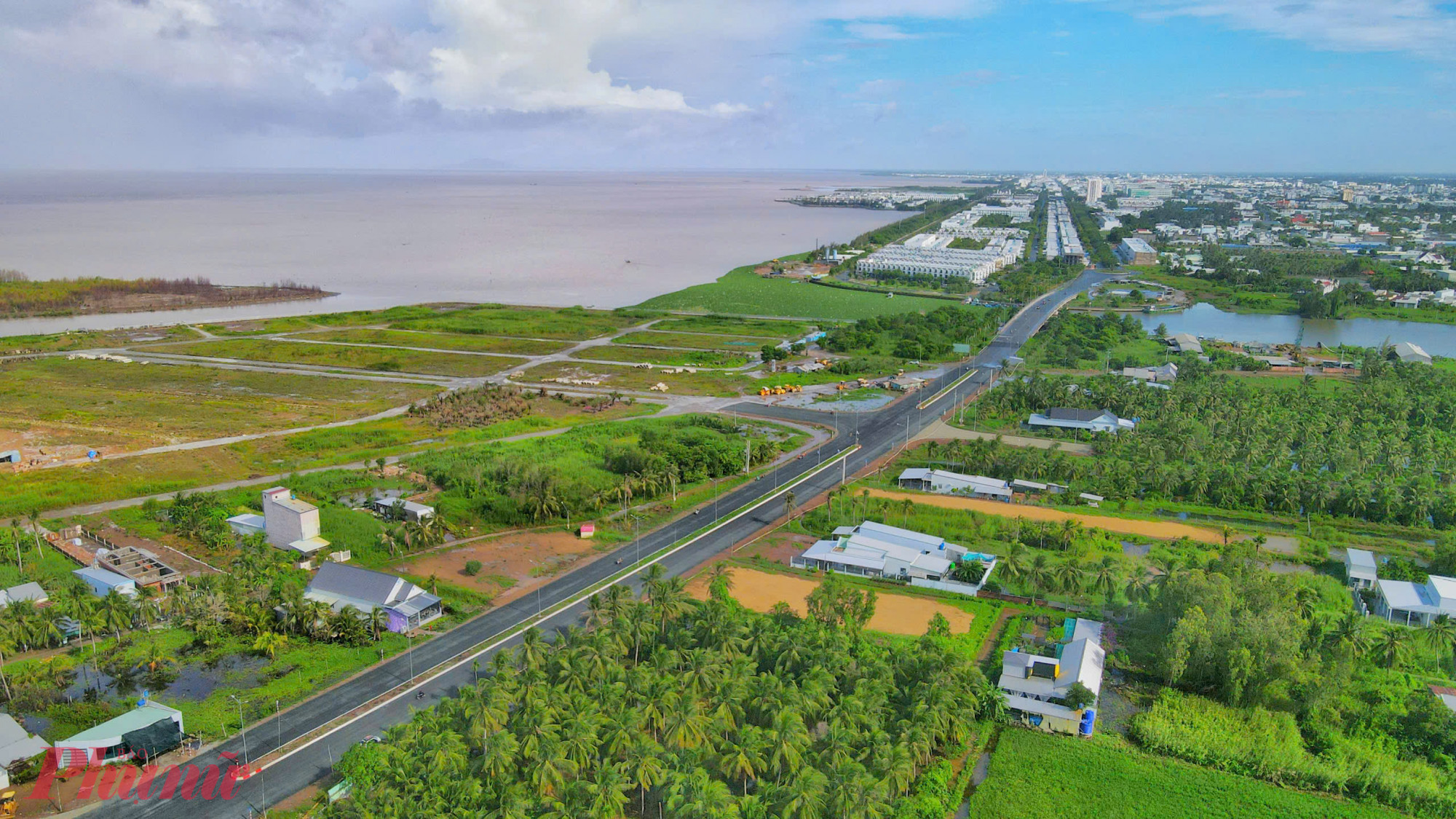 Đường ven biển phía Tây tỉnh Kiên Giang thông xe rút ngắn khoảng cách từ trung tâm tỉnh đi Vùng U Minh Thượng