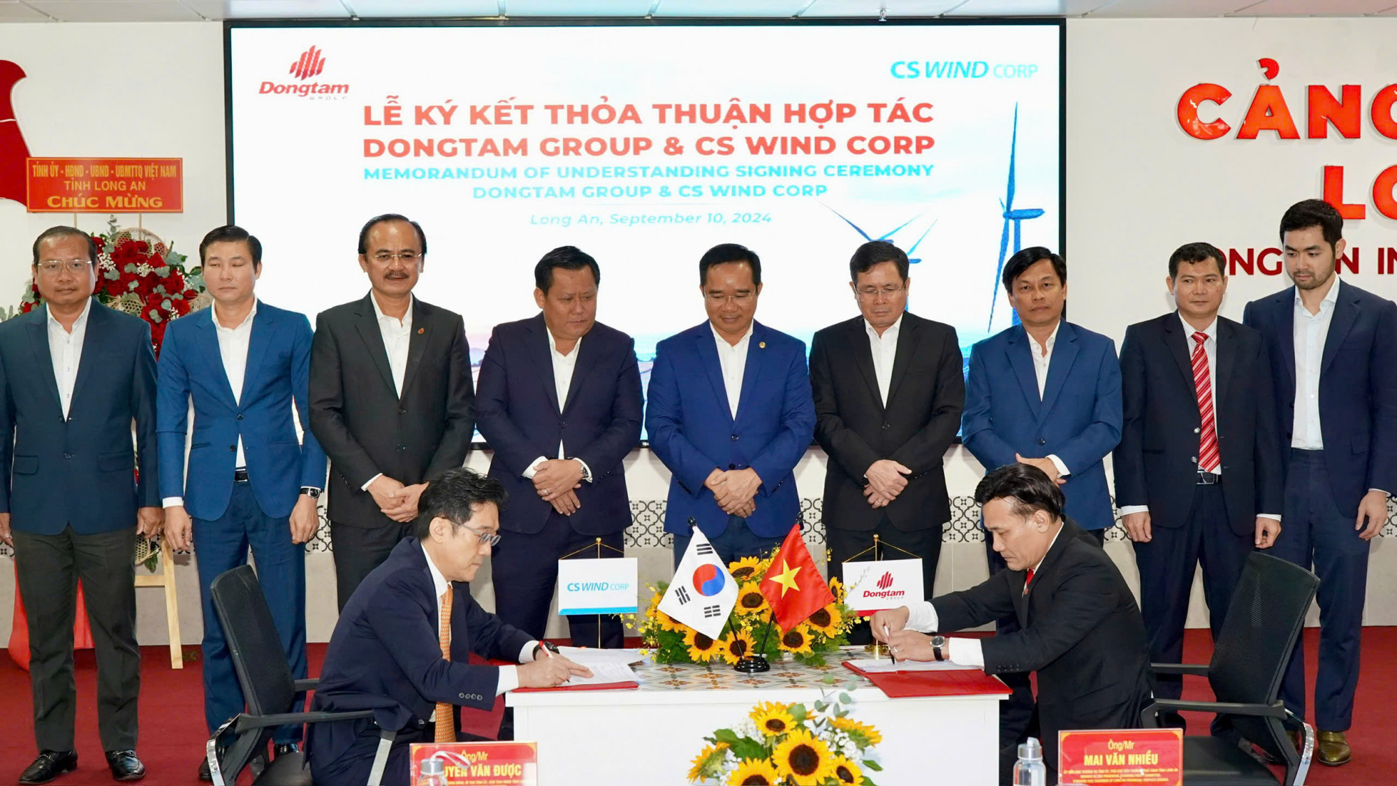 Nghi thức ký kết hợp tác DTG và CS Wind - Ảnh: DTG