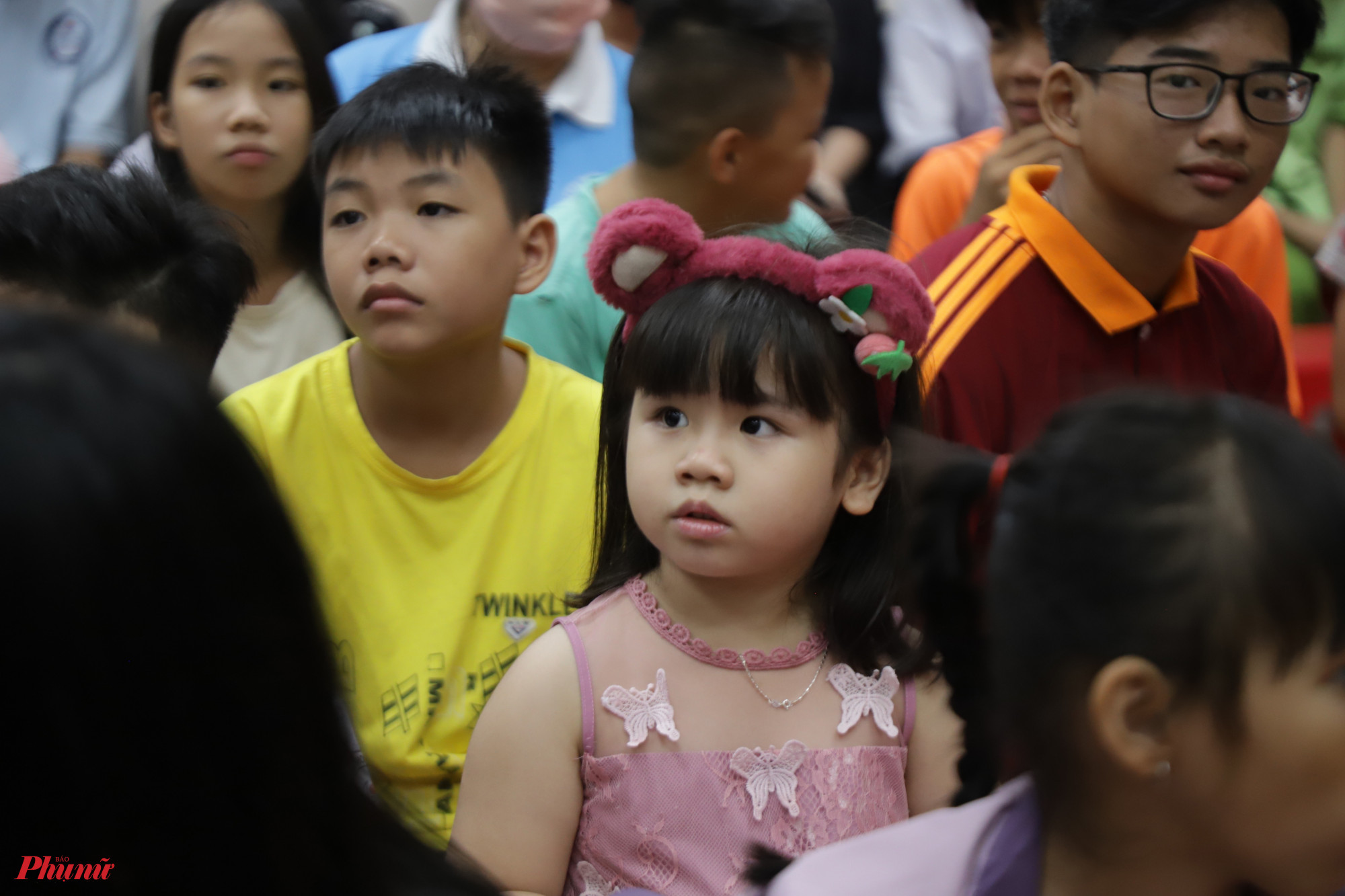 Trăng yêu thương là cơ hội để nhiều trẻ em có hoàn cảnh khó khăn được vui tết trung thu ý nghĩa 