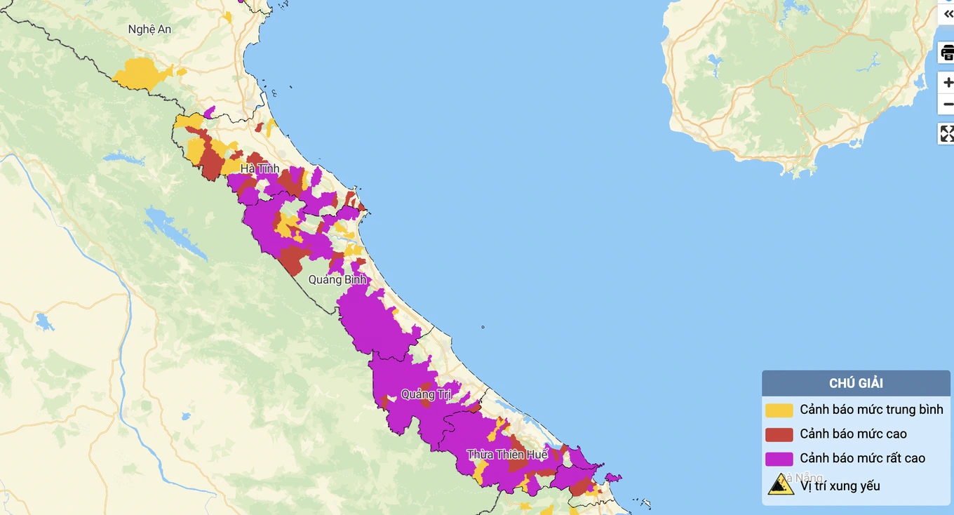 Bản đồ cảnh báo nguy cơ xảy ra lũ quét, sạt lở đất - Ảnh: NCHMF