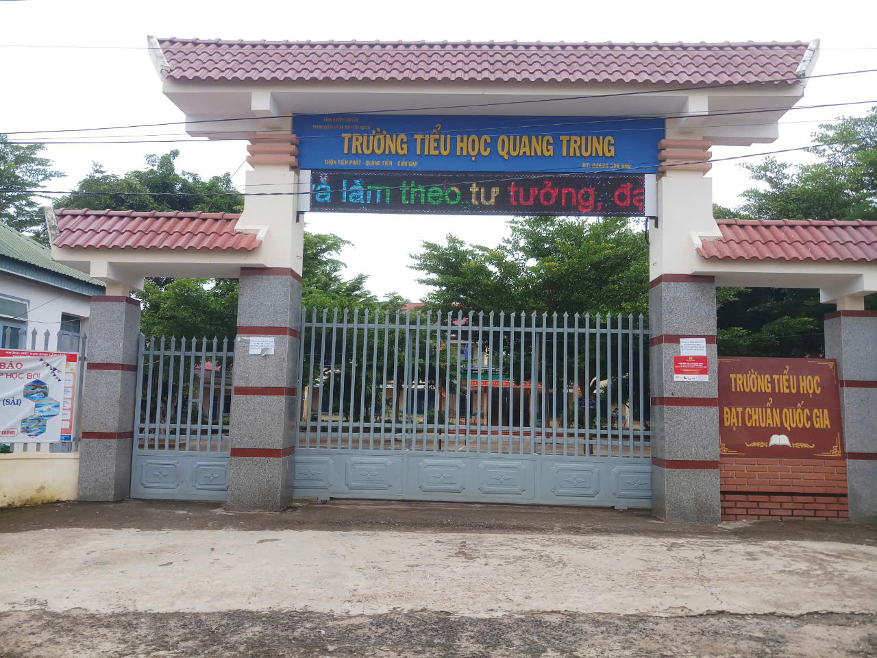 Trường Tiểu học Quang Trung - nơi vừa xảy vụ việc học sinh lớp 3 bị thầy giáo đánh