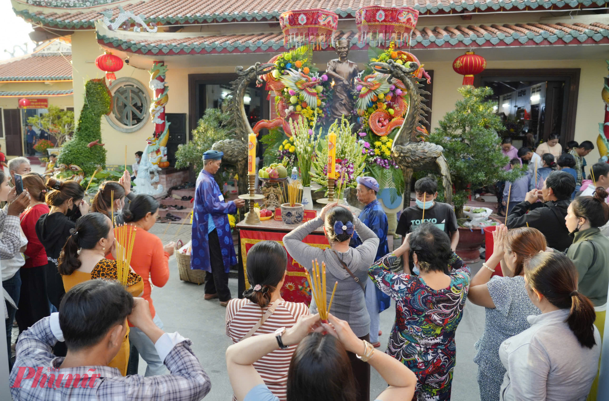 Lễ hội năm nay được tổ chức trang trọng và chu đáo, tiết kiệm, an toàn. Lễ hội là cơ hội để ghi nhận những giá trị văn hóa truyền thống, đậm đà bản sắc của tỉnh Kiên Giang… Ảnh Phú Hữu