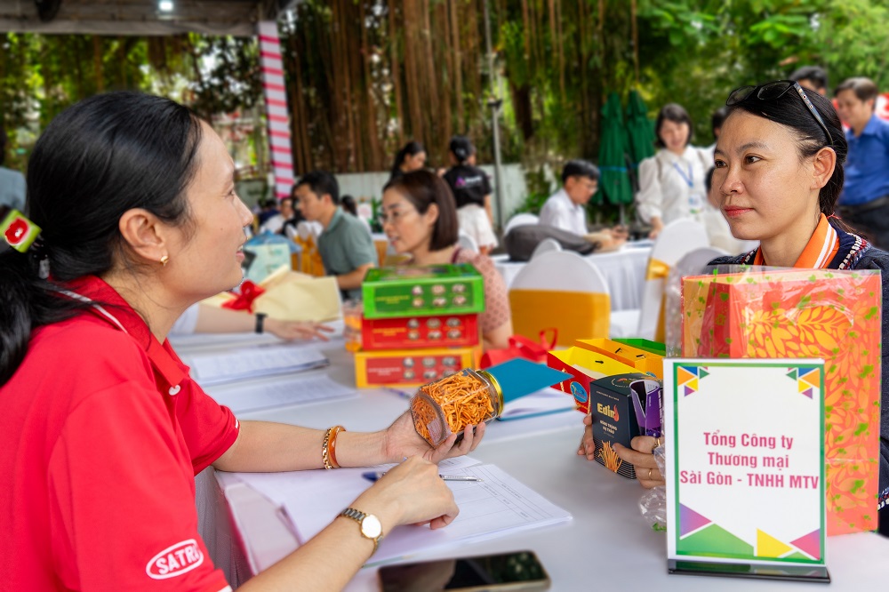 Liên kết hợp tác phát triển kinh tế - xã hội giữa TPHCM và các tỉnh, thành phố thuộc vùng kinh tế trọng điểm là yêu cầu, nhiệm vụ cấp thiết… Ảnh: SATRA