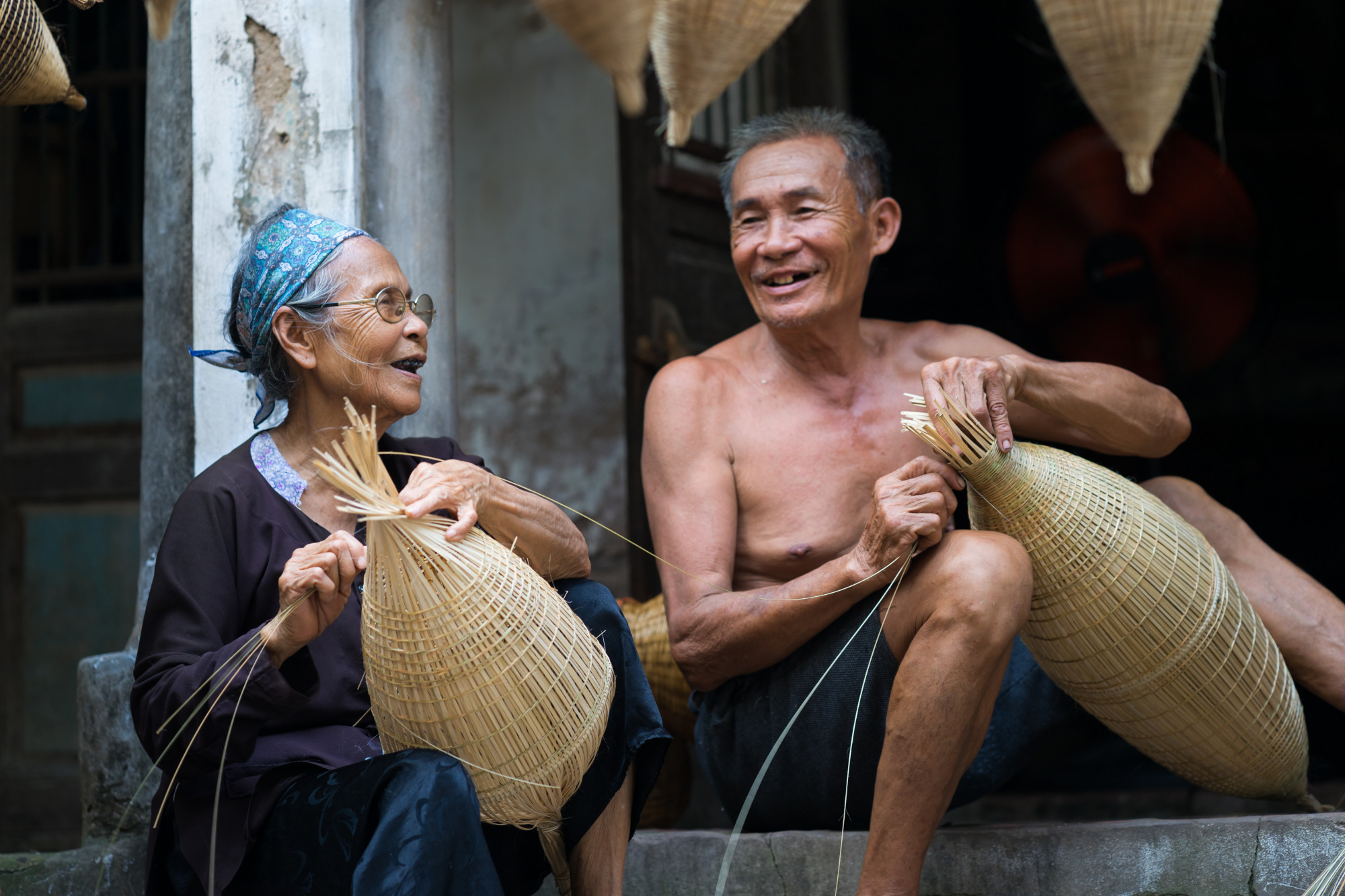 Công việc mỗi ngày như một thói quen khó quen khó bỏ. (Ảnh minh họa)