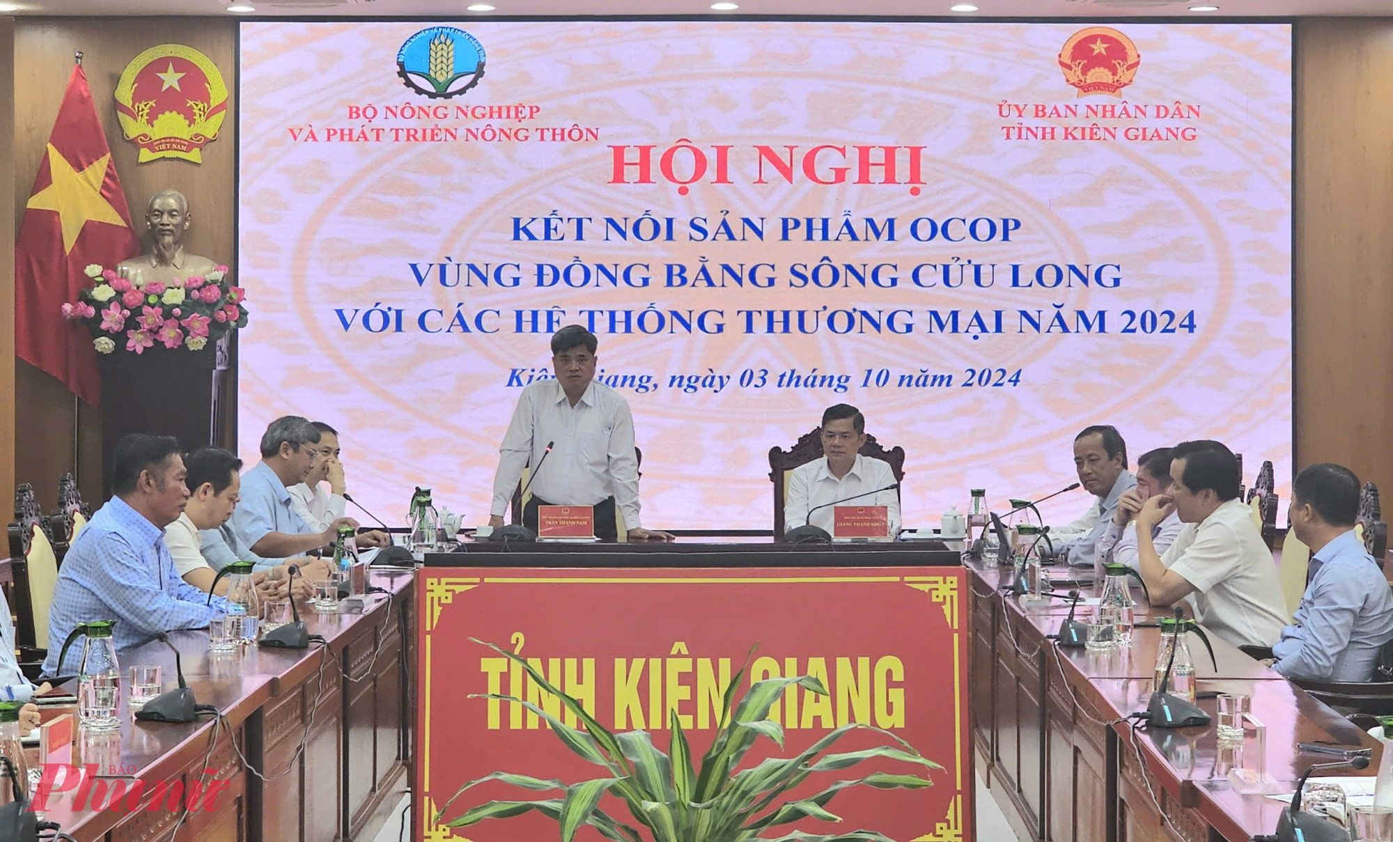 Toàn cảnh hội nghị - Ảnh Phú Hữu