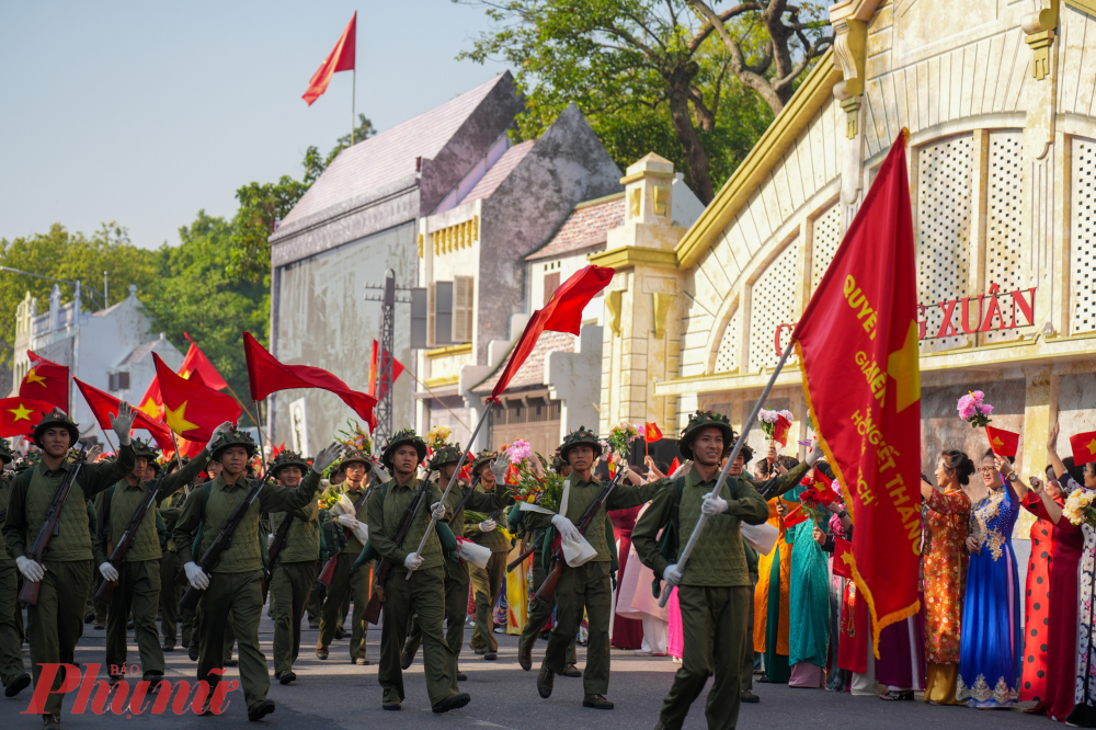 'Ngày hội Văn hóa vì hòa bình' là sự kiện trọng điểm trong chuỗi các hoạt động văn hóa đặc sắc kỷ niệm 70 năm Ngày Giải phóng Thủ đô, được chỉ đạo bởi Thành ủy, HĐND, UBND và Ủy ban MTTQ TP Hà Nội.