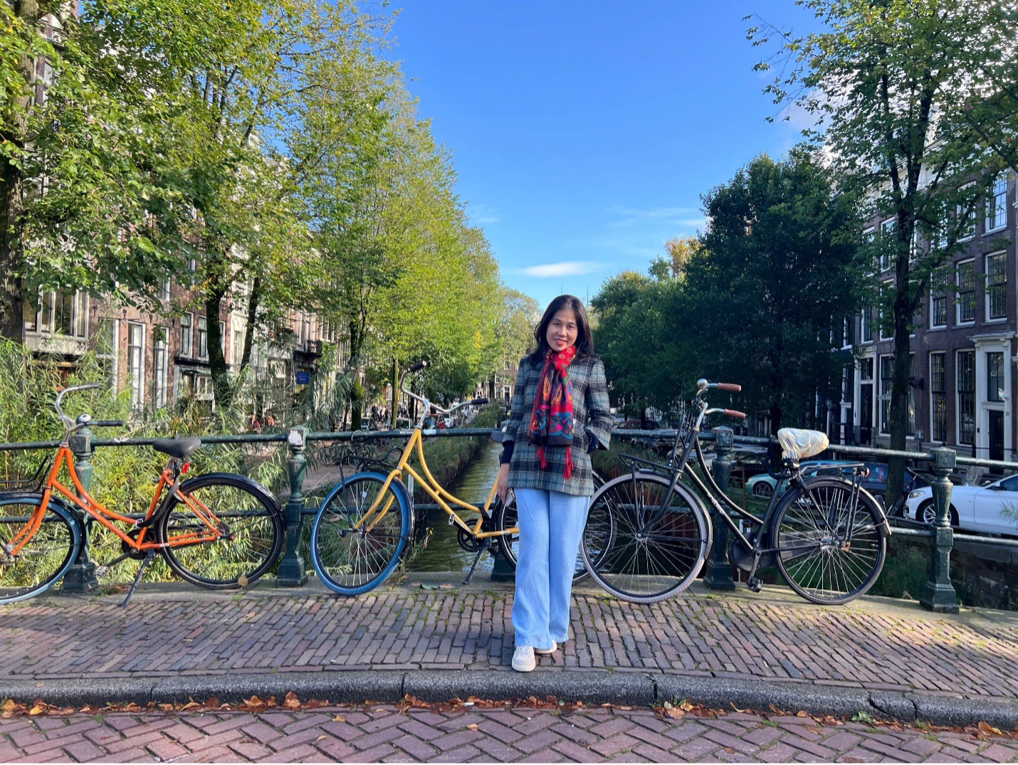 Kim Ngân, từ Amsterdam 