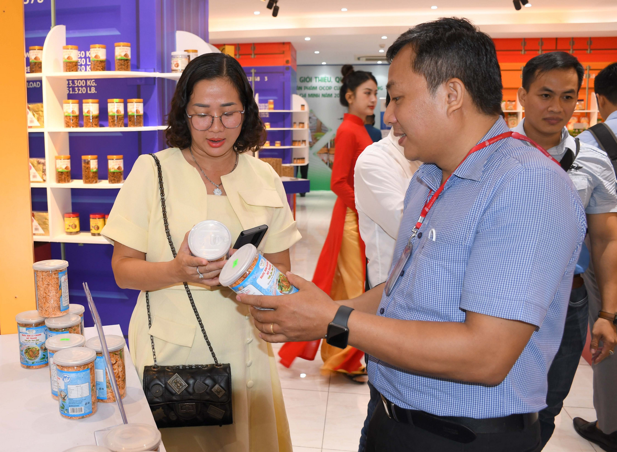 Lần đầu tiên đem sản phẩm tới tham gia trưng bày, giới thiệu tại sự kiện này, bà Lê Thị Trúc Hà - đại diện Công ty cổ phần thủy Sản Mỹ Thanh - kỳ vọng: thông qua việc giới thiệu sản phẩm trực tiếp, công ty sẽ có cơ hội mở rộng hệ thống kênh phân phối, đẩy mạnh kết nối tiêu thụ sản phẩm với người tiêu dùng TPHCM