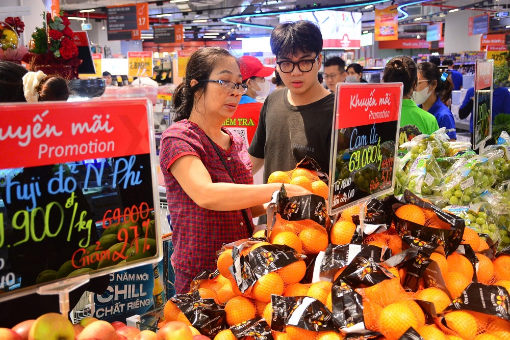 Co.opXtra có hàng nhập khẩu cao cấp, chủ yếu là nông sản, cà phê, chocolate - Ảnh: Ngọc Thùy