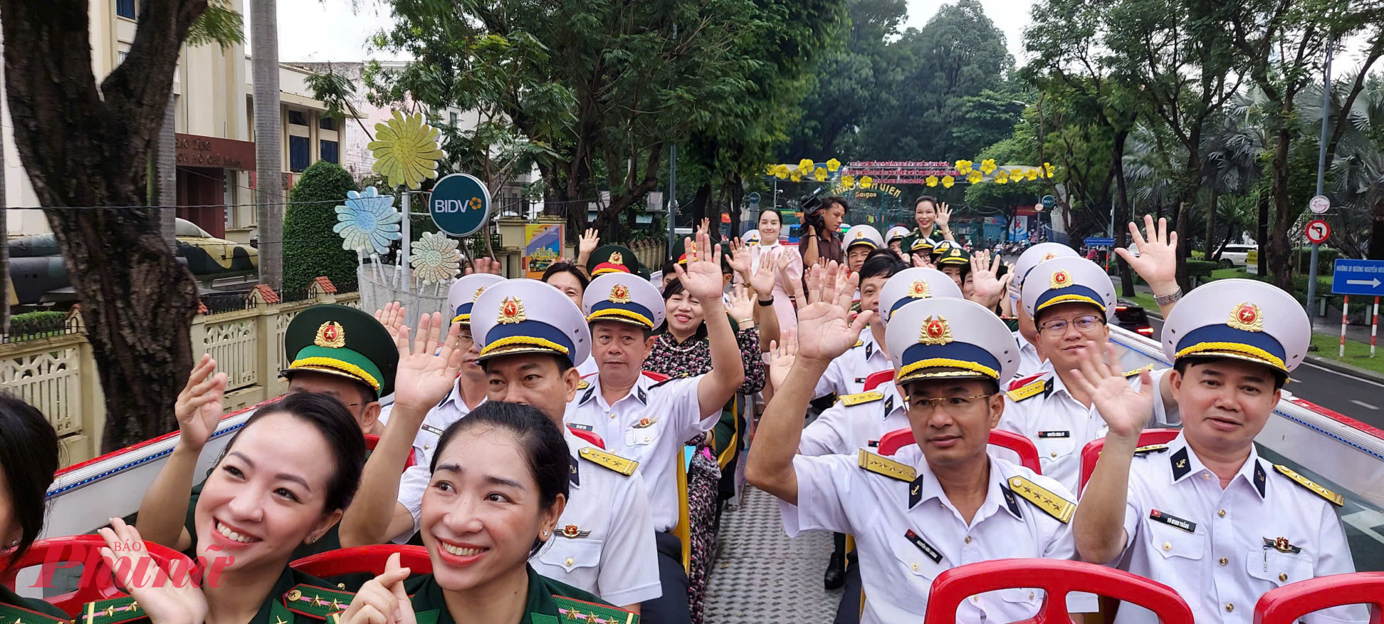 Thông qua các hoạt động nhằm giới thiệu đến cán bộ, chiến sĩ trong Lực lượng vũ trang các di tích, danh thắng và con người TPHCM”, qua đó xây đắp tinh thần yêu nước, lòng tự hào dân tộc, hiểu thêm về cuộc sống, con người tại Thành phố mang tên Bác