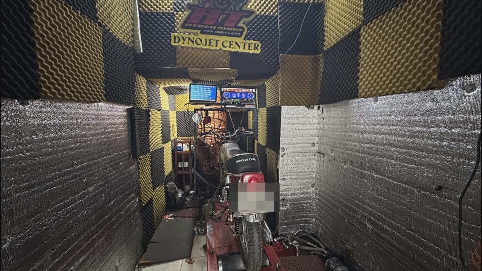 Trang bị cả phòng cách âm.