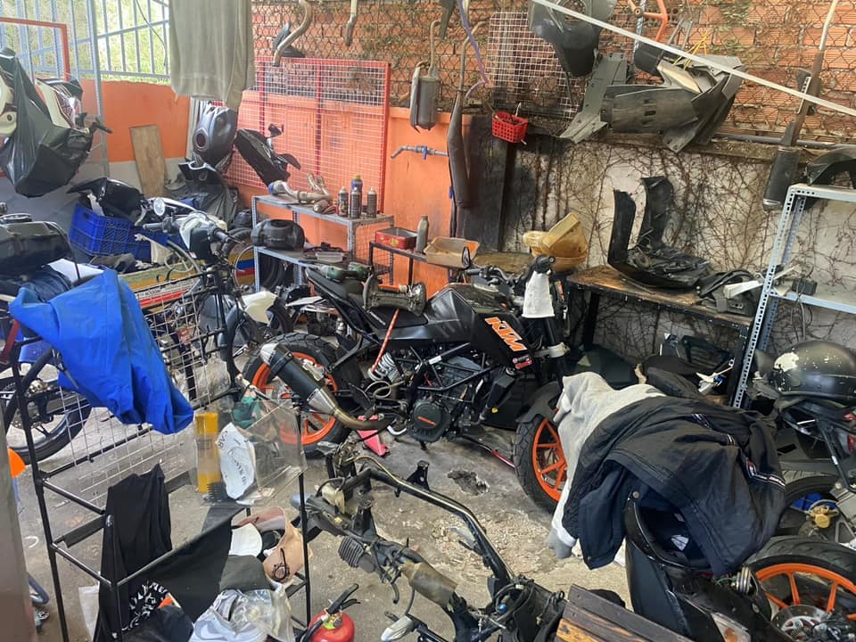 Tang vật cơ quan chức năng thu giữ.