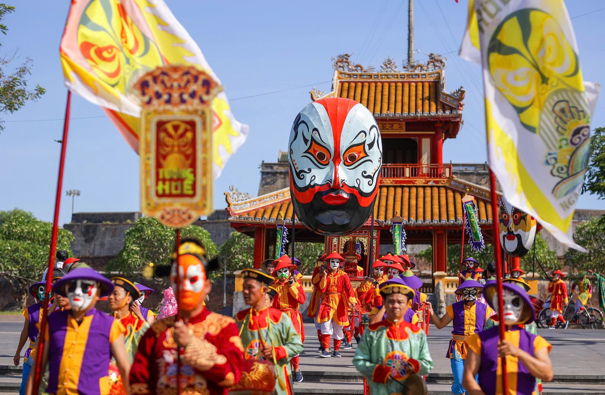 Tuồng Huế xuống phố hòa cùng lễ hội Festival