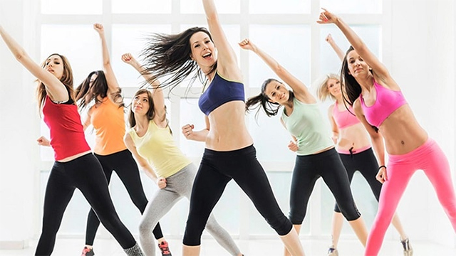 Aerobic giúp săn chắc cơ thể, giảm mỡ thừa toàn thân hiệu quả (ảnh minh họa)