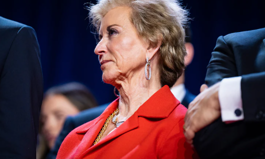  Linda McMahon là một người trung thành, nhà tài trợ lớn của Đảng Cộng hòa và cựu giám đốc điều hành của World Wrestling Entertainment (WWE)