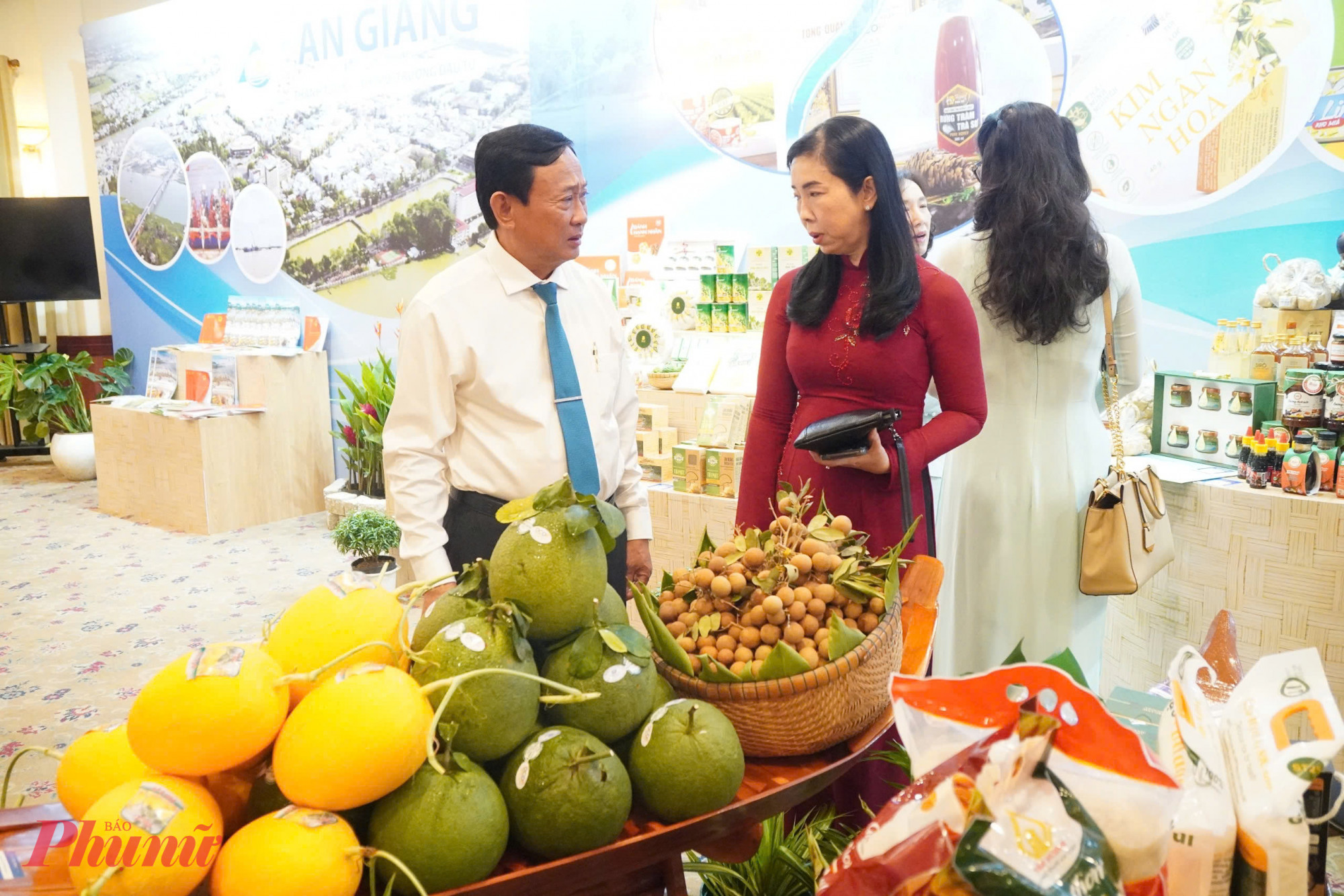 Nhãn, bưởi năm roi và dưa lưới hiện cũng là những sản phẩm có thế mạnh của tỉnh An Giang