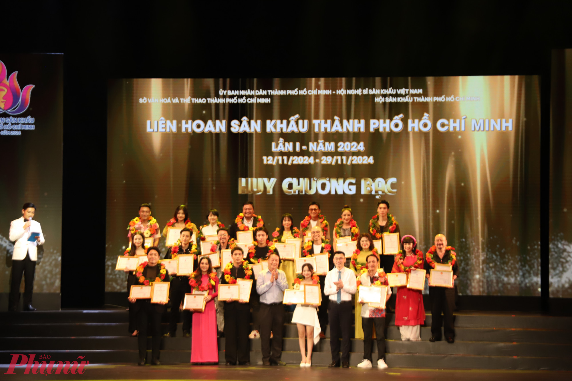 Các nghệ sĩ đoạt huy chương bạc