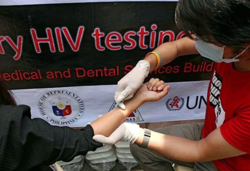 Số ca nhiễm HIV tăng mạnh ở Philippines - Ảnh: Agensi