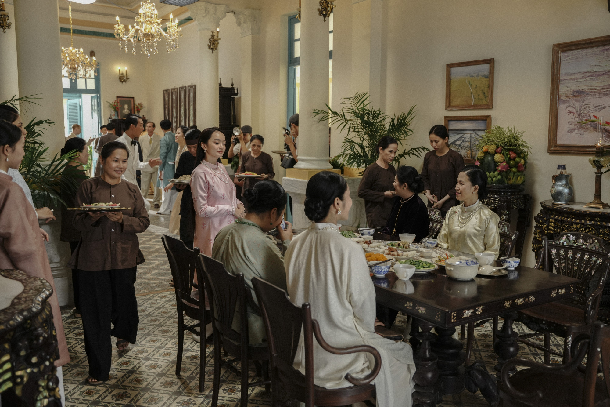 Bối cảnh nội quay tại nhà thật của công tử Bạc Liêu 