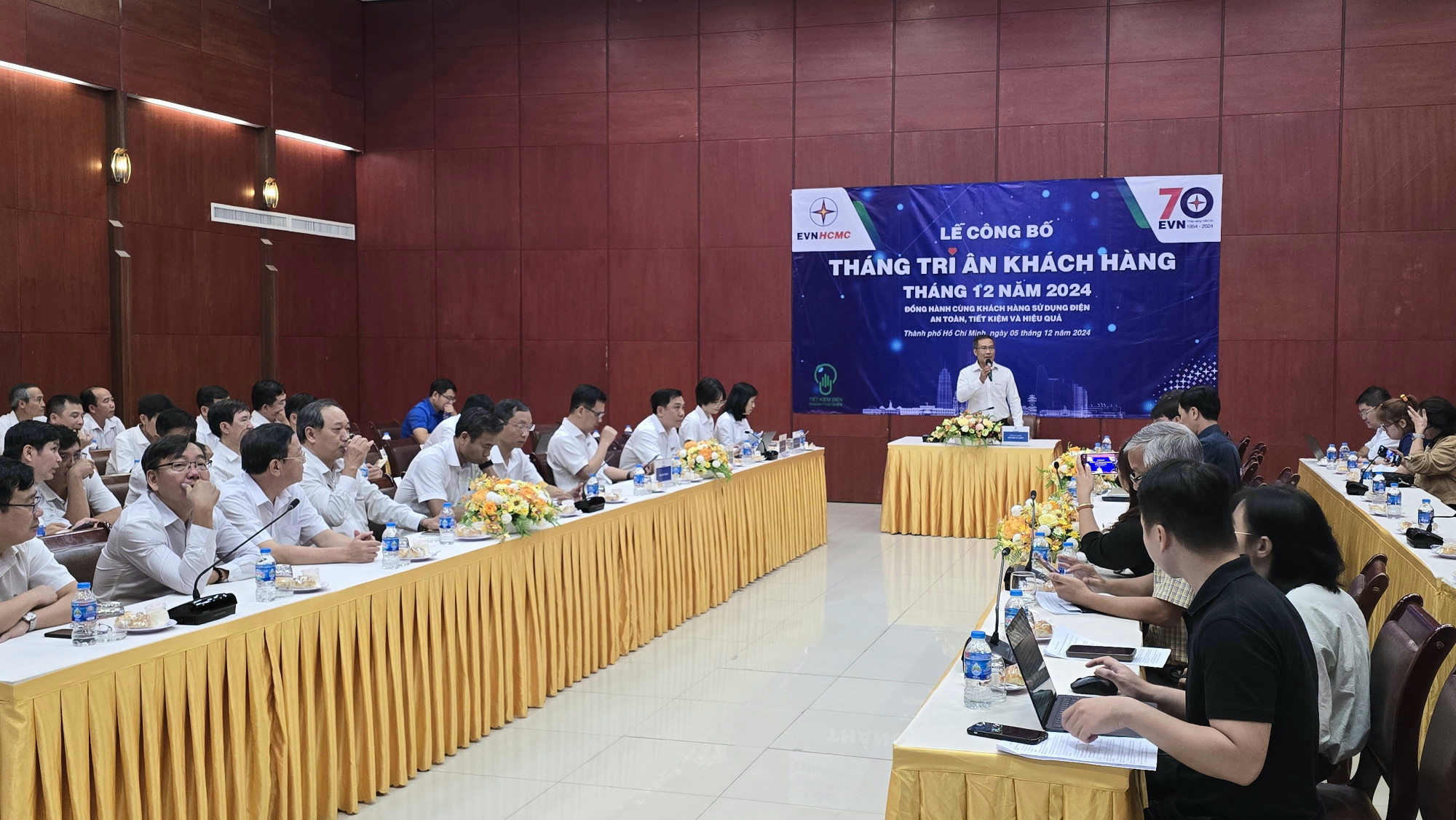 Lễ công bố Tháng Tri ân khách hàng vừa được EVNHCMC tổ chức