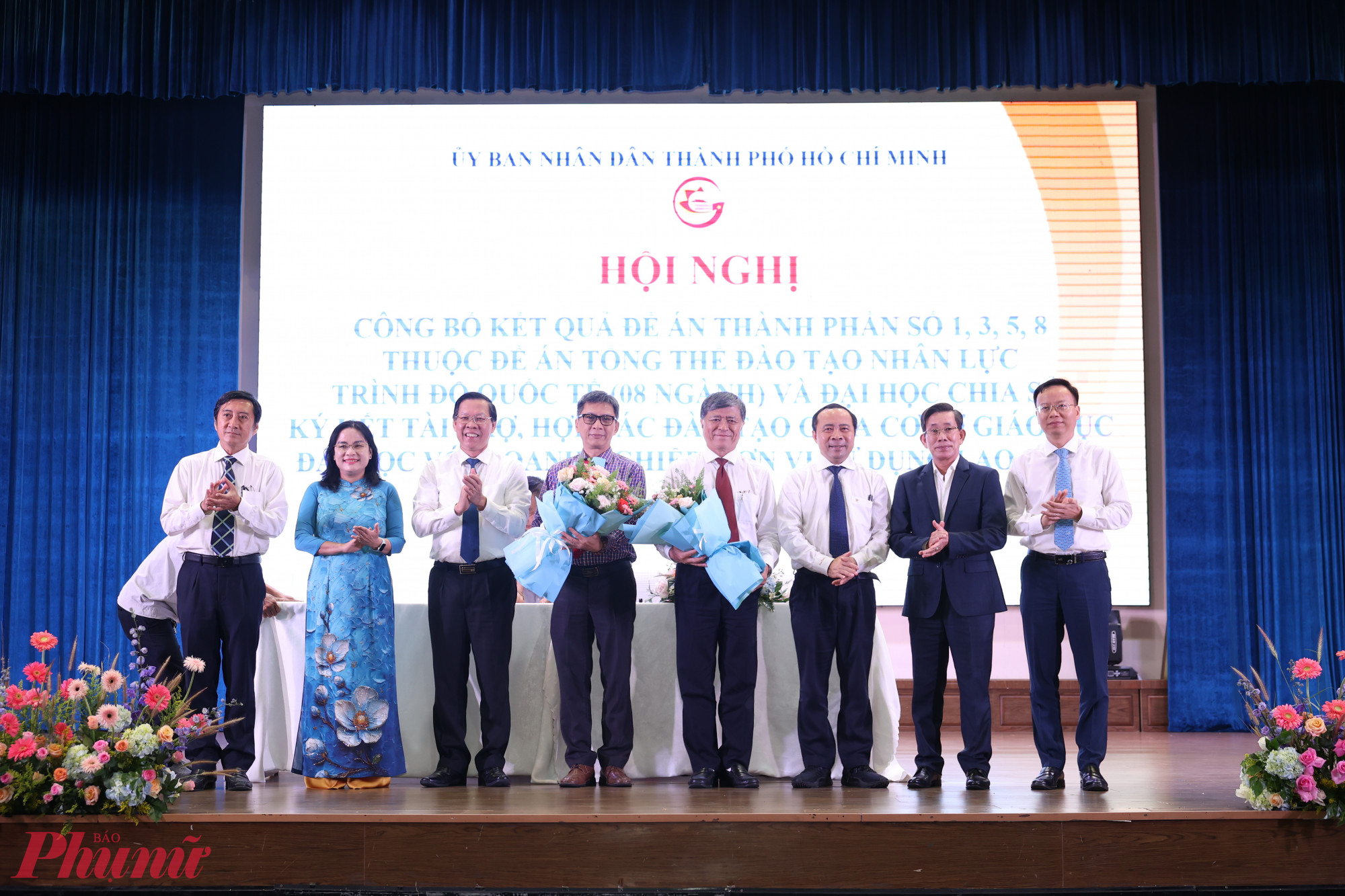 Sở Khoa học và Công nghệ với Sở Giáo dục và Đào tạo đã ký biên bản bàn giao các đề án thành phần; các cơ sở đào tạo cũng thực hiện nhiều ký kết hợp tác với các doanh nghiệp, đơn vị sử dụng lao động… để cùng thực hiện Đề án - Ảnh: Nguyễn Loan