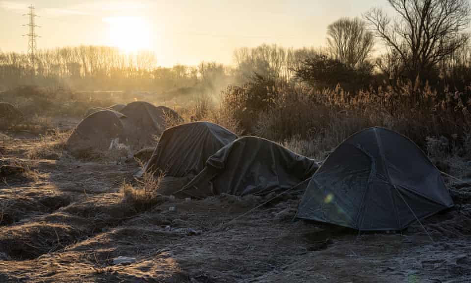 4 nạn nhân bị bắn chết tại trại tị nạn Loon-Plage, gần Dunkirk - Ảnh: Getty image