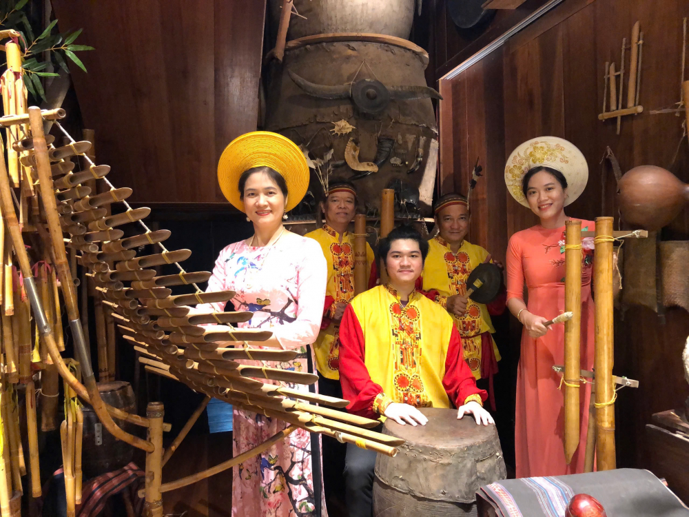 Nơi sưu tầm nhạc cụ của Nghệ nhân ưu tú Đức Dậu