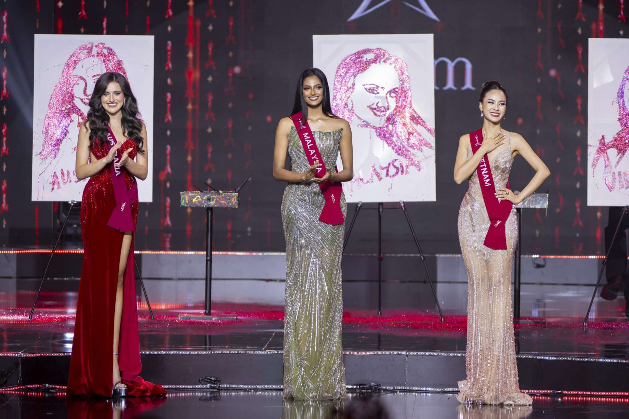 Top 3 chung cuộc của Miss Charm 2024 (từ trái qua): 