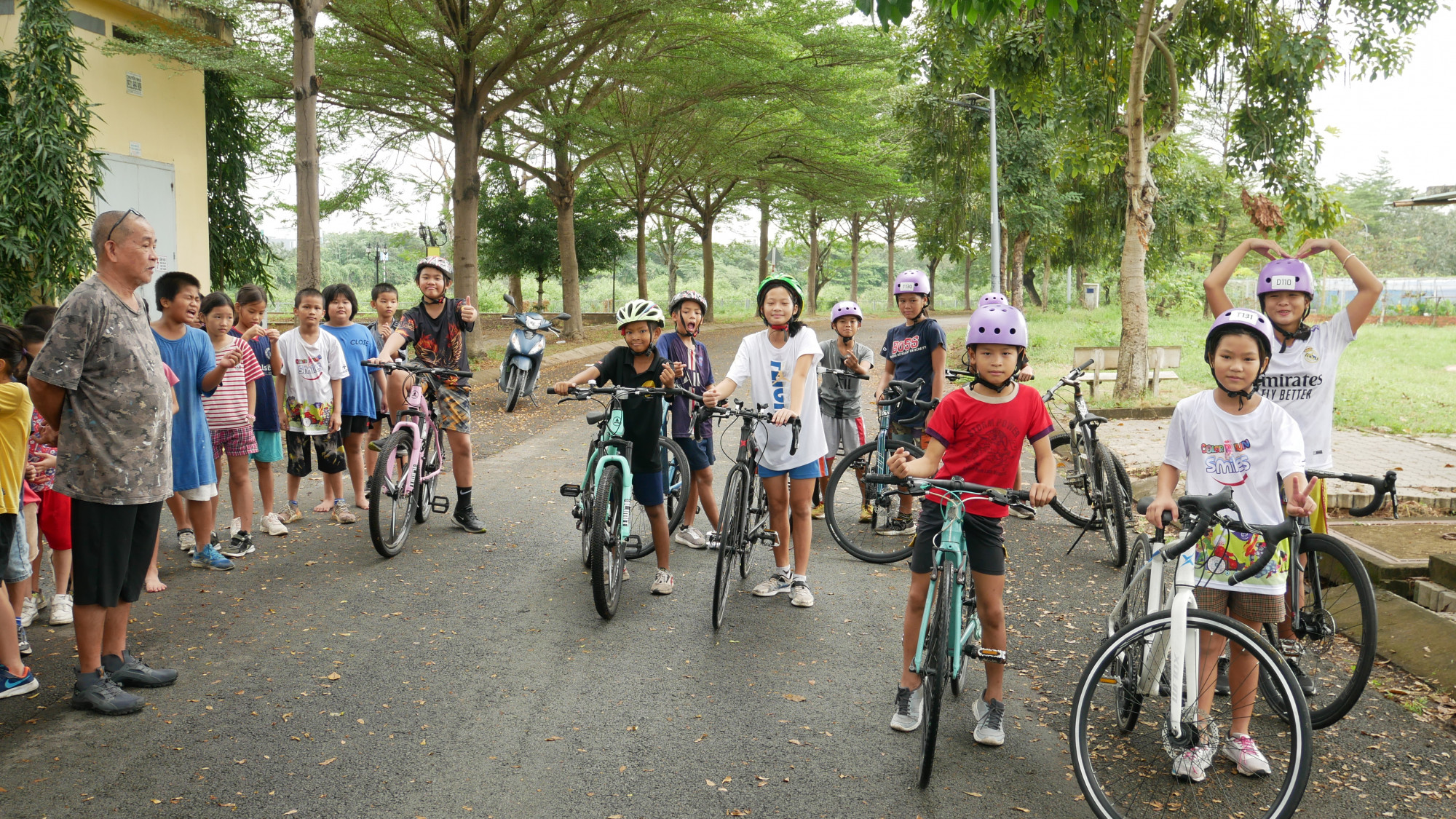 Ông Bùi Công Hiệp chú trọng hoạt động thể dục thể thao, trao dồi kỹ năng