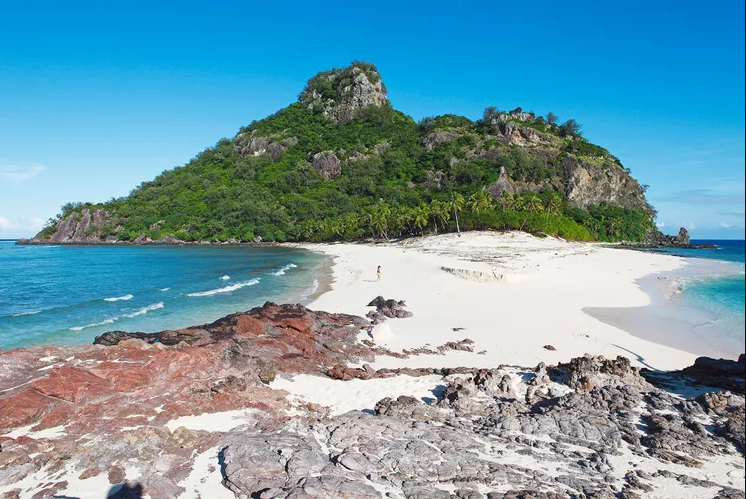 Bãi biển nối với đảo Monoriki ở Fiji - Ảnh: Martina Katz/ Getty Images