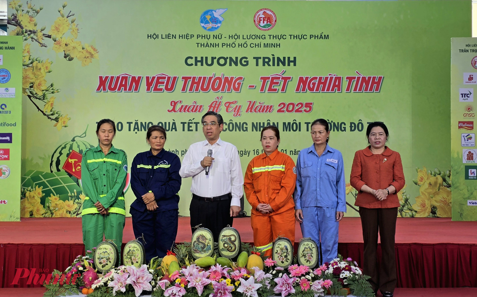 Ông Nguyễn Phước Lộc - Phó Bí thư Thành ủy, Chủ tịch Ủy ban MTTQ Việt Nam TPHCM  - gửi 